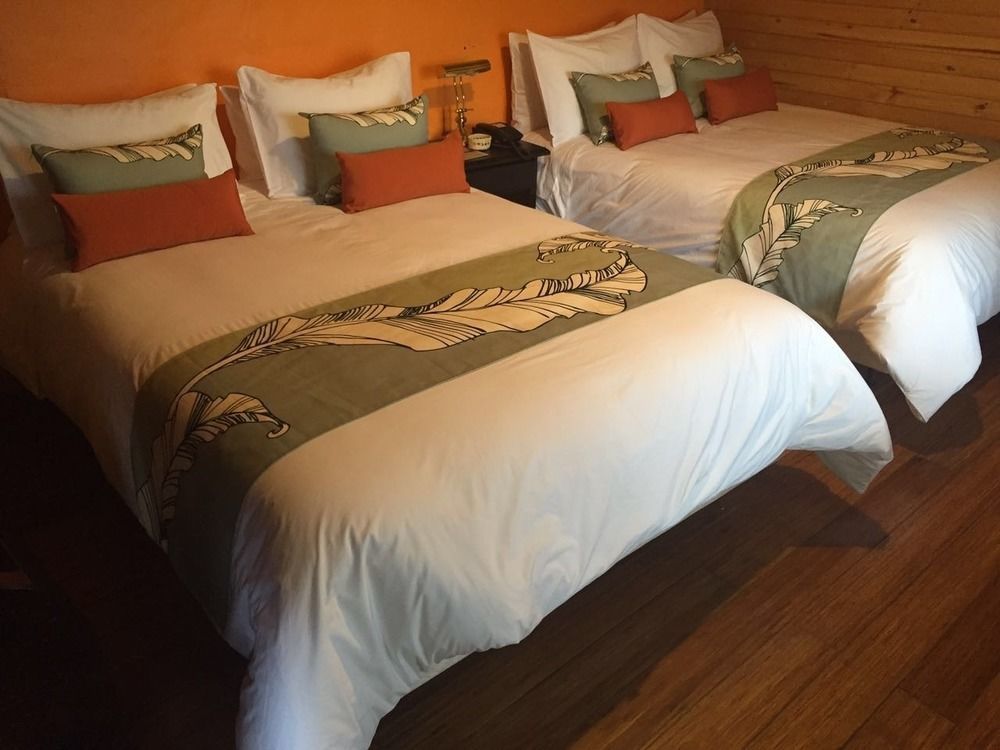 Termas De Папалакта Екстериор снимка A bed runner
