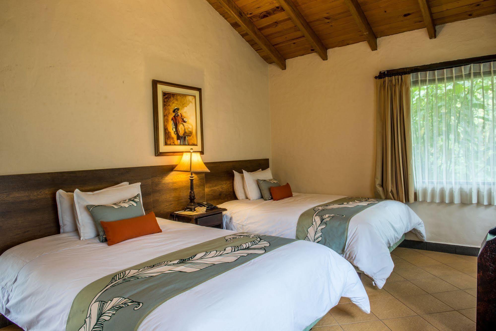 Termas De Папалакта Екстериор снимка A room at the hotel